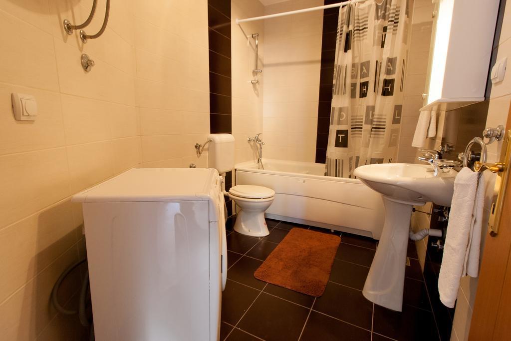 Art I Apartments 울친 외부 사진
