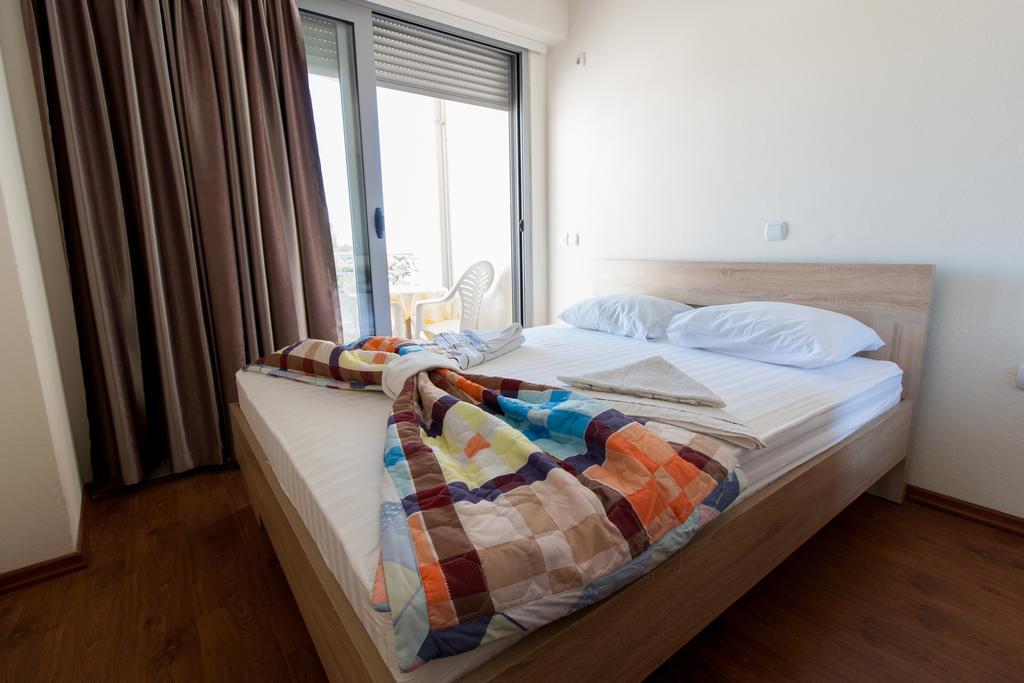 Art I Apartments 울친 외부 사진